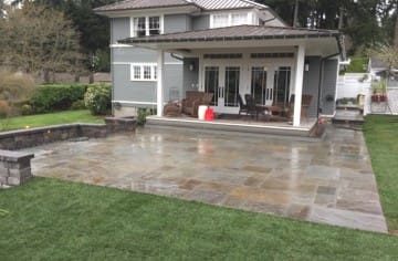 A Great Dimensional Flagstone Patio in a Seattle neighborhood.
